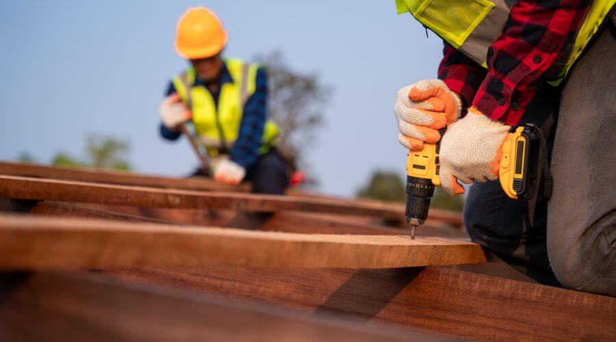 Expert Emergency Roof Repairs services in Waban, MA